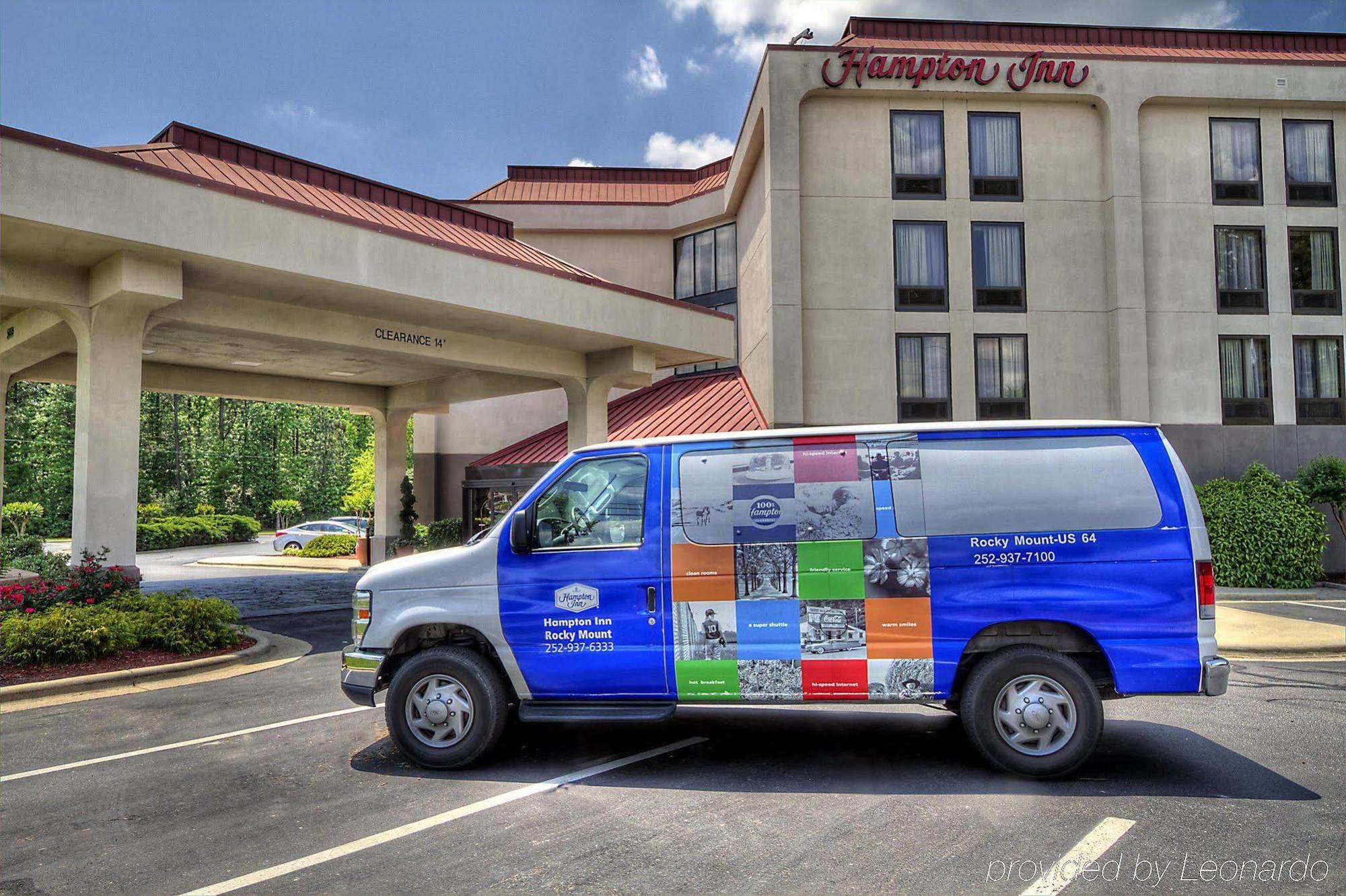 Hampton Inn Роки Маунт Екстериор снимка